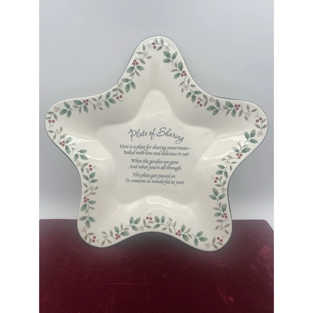 Pfaltzgraff Winterberry Star Shaped‎ Plate Of Sharing for Gifting with Treats